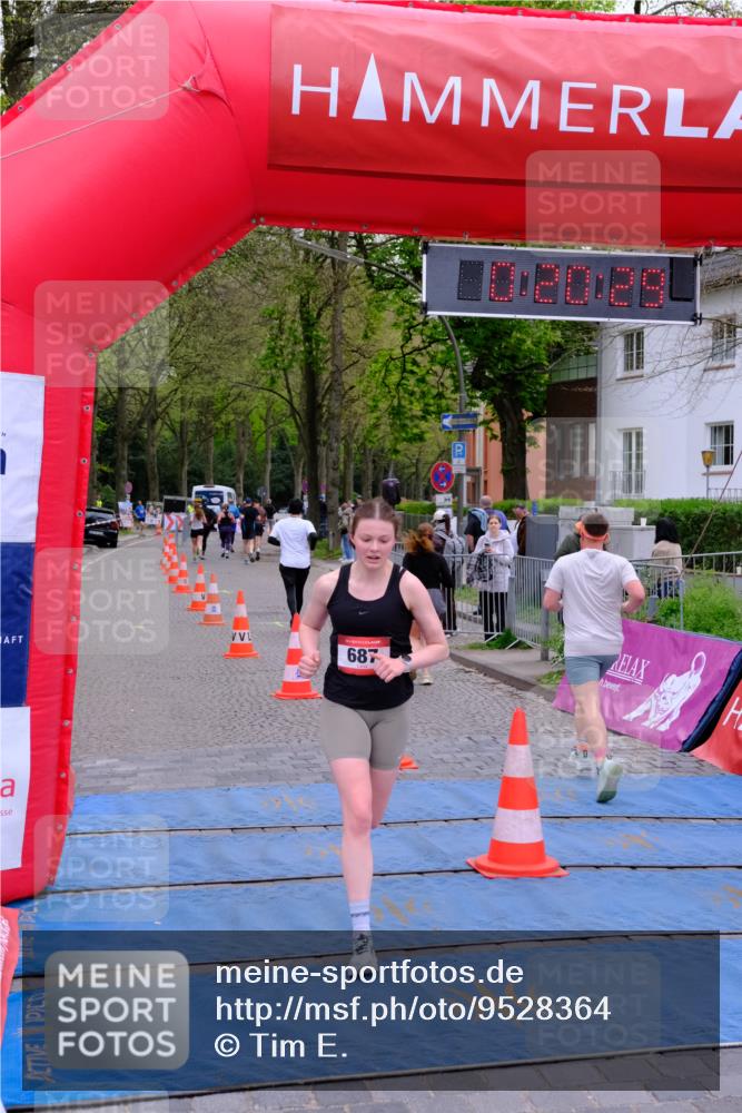 19.04.2026 - Hammer Lauf Tim E. http://msf.ph/oto/9528364 19.04.2026 10:05:38 Ziel 214, 300, 329, 348, 687, 813, 1247, 1331, 1332 meine-sportfotos.de