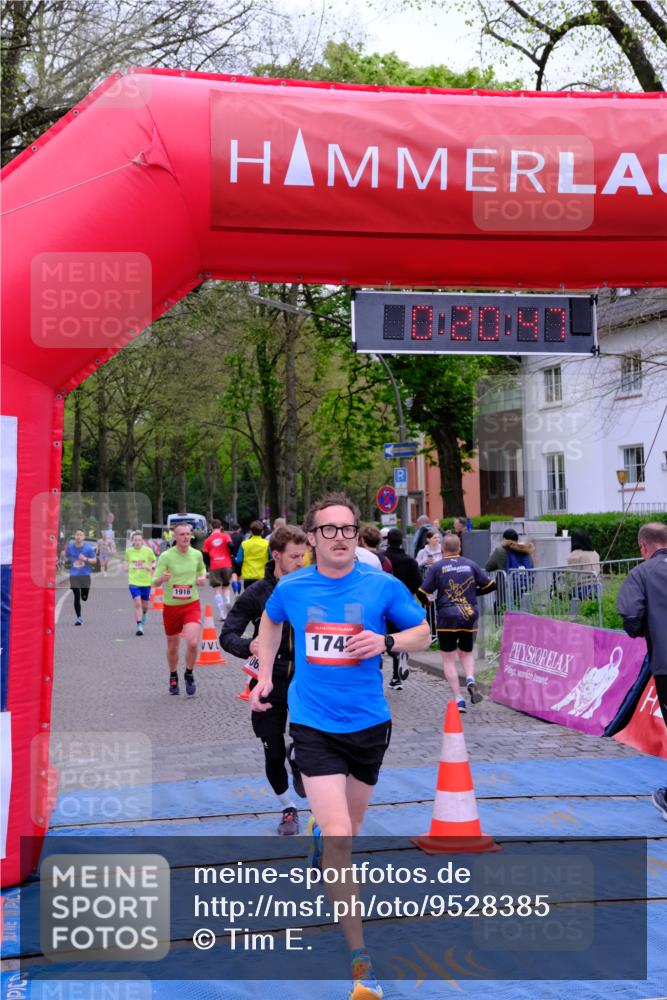 19.04.2026 - Hammer Lauf Tim E. http://msf.ph/oto/9528385 19.04.2026 10:05:56 Ziel 101, 200, 266, 290, 296, 585, 783, 995, 1062, 1267, 1748, 1854, 1896, 1900, 1901, 1916 meine-sportfotos.de