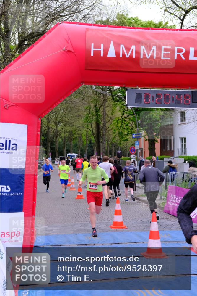 19.04.2026 - Hammer Lauf Tim E. http://msf.ph/oto/9528397 19.04.2026 10:05:57 Ziel 101, 200, 290, 296, 585, 783, 896, 1062, 1267, 1748, 1854, 1896, 1900, 1901, 1916 meine-sportfotos.de