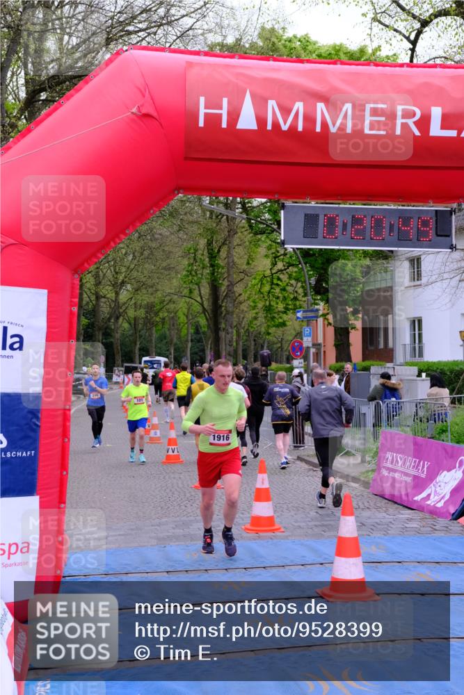 19.04.2026 - Hammer Lauf Tim E. http://msf.ph/oto/9528399 19.04.2026 10:05:57 Ziel 101, 200, 290, 296, 585, 783, 896, 1062, 1267, 1748, 1854, 1896, 1900, 1901, 1916 meine-sportfotos.de