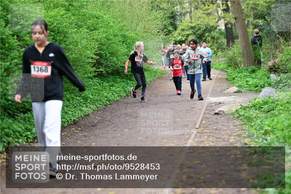 19.04.2026 - Hammer Lauf Dr. Thomas Lammeyer http://msf.ph/oto/9528453 19.04.2026 09:27:44 Laufen 1368, 1446, 1467, 495, 1338 meine-sportfotos.de