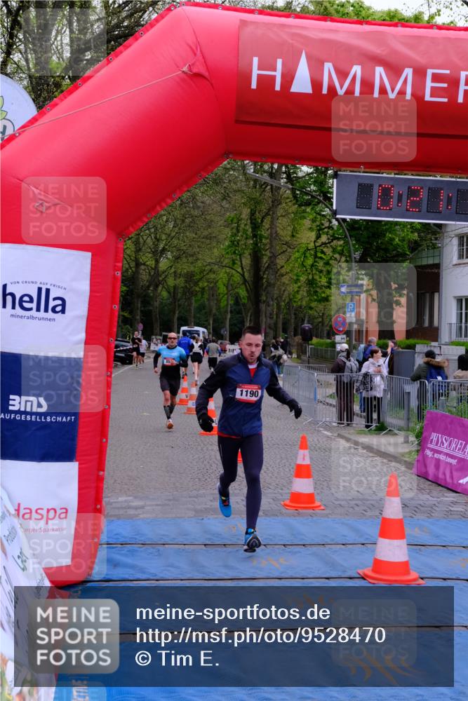 19.04.2026 - Hammer Lauf Tim E. http://msf.ph/oto/9528470 19.04.2026 10:06:25 Ziel 685, 858, 1021, 1190, 1239 meine-sportfotos.de