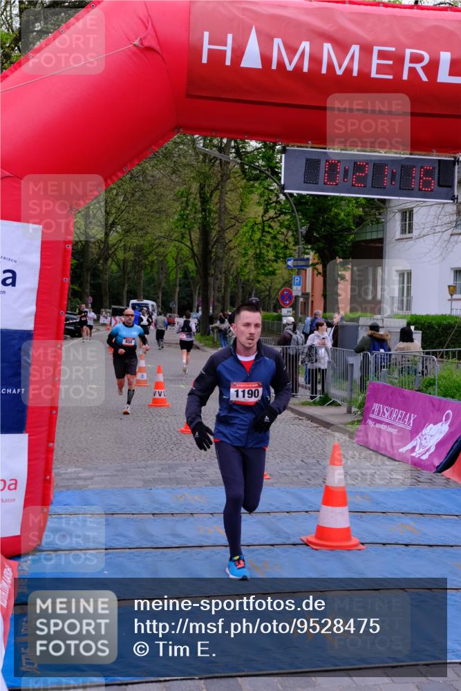 19.04.2026 - Hammer Lauf Tim E. http://msf.ph/oto/9528475 19.04.2026 10:06:25 Ziel 685, 858, 1021, 1190, 1239 meine-sportfotos.de