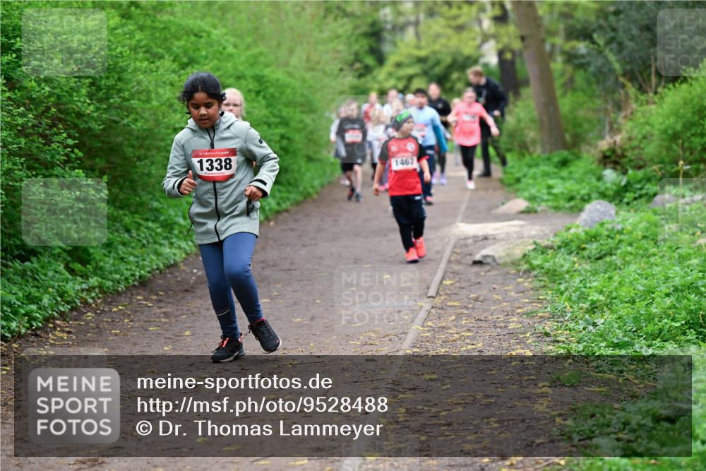 19.04.2026 - Hammer Lauf Dr. Thomas Lammeyer http://msf.ph/oto/9528488 19.04.2026 09:27:48 Laufen 1338, 1467 meine-sportfotos.de