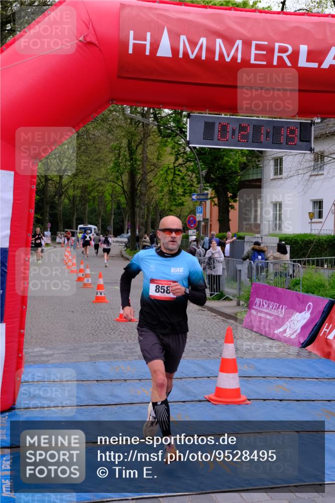 19.04.2026 - Hammer Lauf Tim E. http://msf.ph/oto/9528495 19.04.2026 10:06:28 Ziel 858, 1021, 1190, 1239, 1270 meine-sportfotos.de