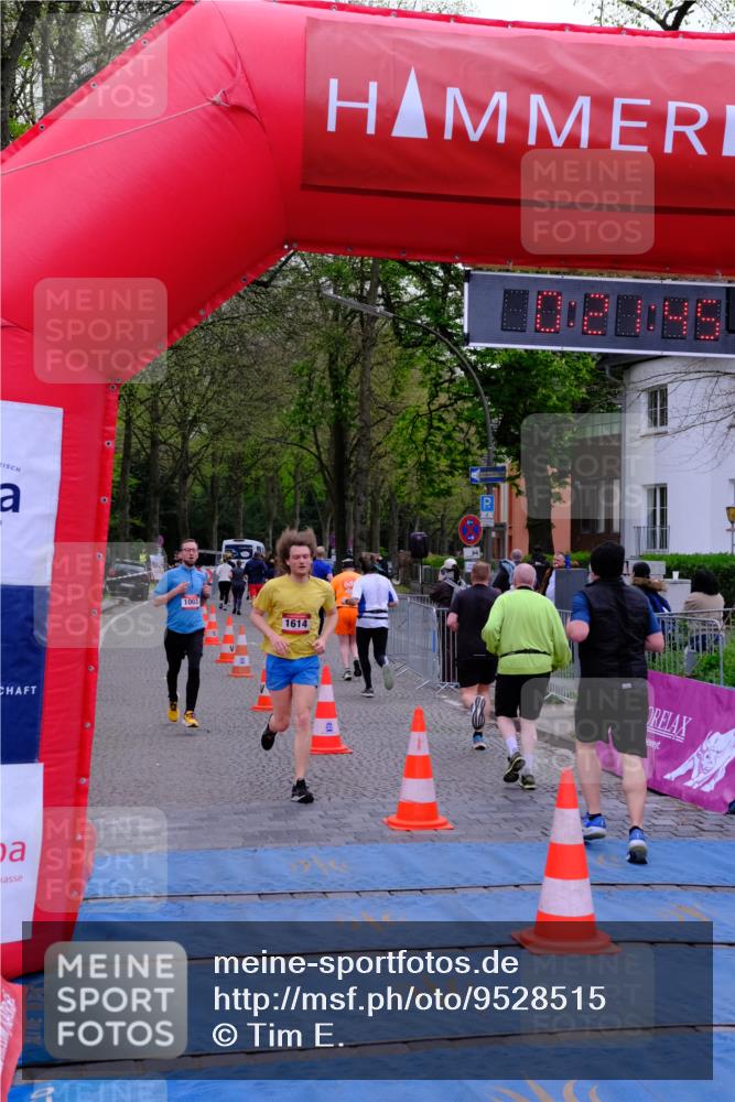19.04.2026 - Hammer Lauf Tim E. http://msf.ph/oto/9528515 19.04.2026 10:06:54 Ziel 366, 940, 1003, 1075, 1614 meine-sportfotos.de