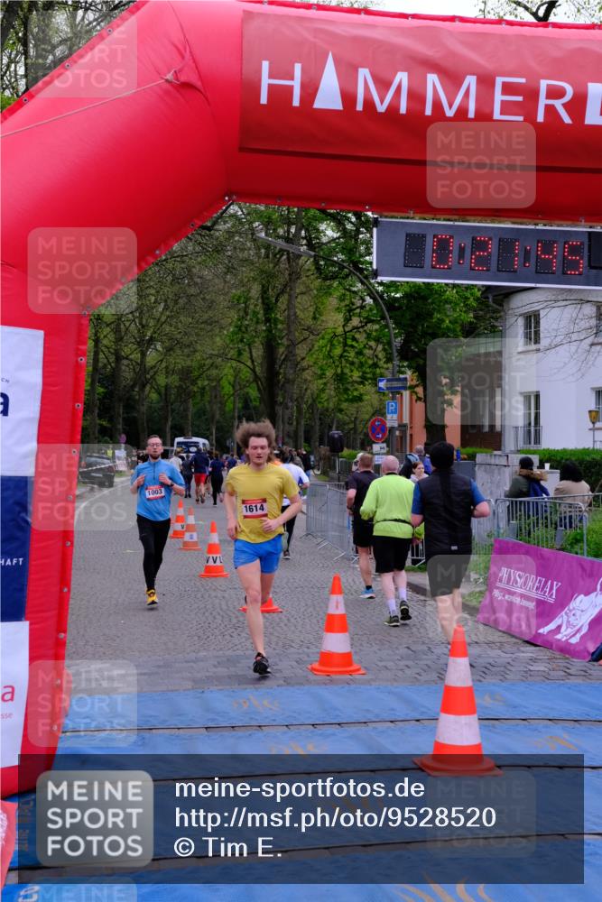 19.04.2026 - Hammer Lauf Tim E. http://msf.ph/oto/9528520 19.04.2026 10:06:54 Ziel 366, 940, 1003, 1075, 1614 meine-sportfotos.de
