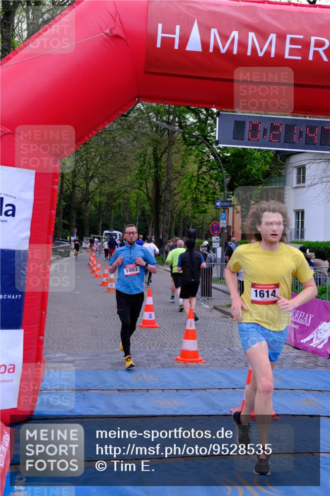 19.04.2026 - Hammer Lauf Tim E. http://msf.ph/oto/9528535 19.04.2026 10:06:56 Ziel 366, 1003, 1075, 1249, 1614 meine-sportfotos.de