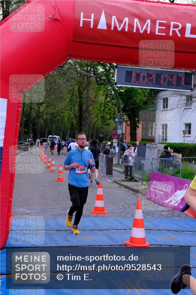 19.04.2026 - Hammer Lauf Tim E. http://msf.ph/oto/9528543 19.04.2026 10:06:56 Ziel 366, 1003, 1075, 1249, 1614 meine-sportfotos.de