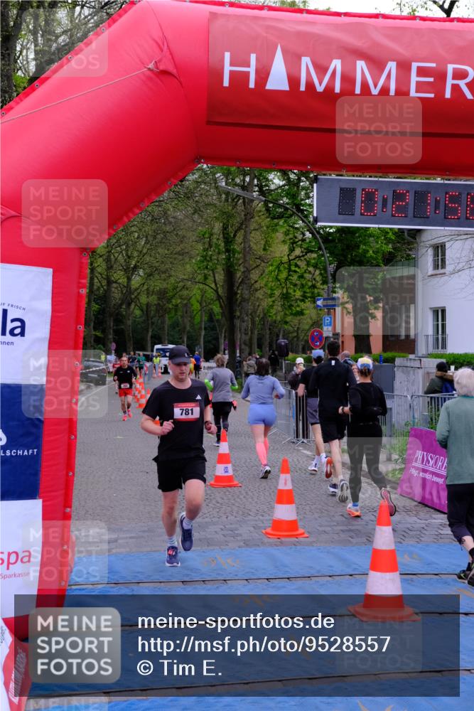 19.04.2026 - Hammer Lauf Tim E. http://msf.ph/oto/9528557 19.04.2026 10:07:07 Ziel 164, 234, 254, 260, 344, 755, 781, 941, 1150, 1201, 1640, 1828 meine-sportfotos.de