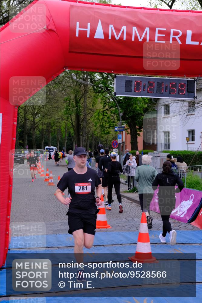 19.04.2026 - Hammer Lauf Tim E. http://msf.ph/oto/9528566 19.04.2026 10:07:08 Ziel 164, 234, 254, 344, 352, 755, 781, 941, 1150, 1201, 1290, 1640, 1828 meine-sportfotos.de