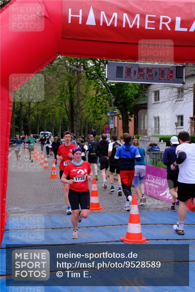 19.04.2026 - Hammer Lauf Tim E. http://msf.ph/oto/9528589 19.04.2026 10:07:17 Ziel 114, 164, 215, 352, 551, 563, 1028, 1133, 1279, 1290, 1329, 1608, 1732 meine-sportfotos.de
