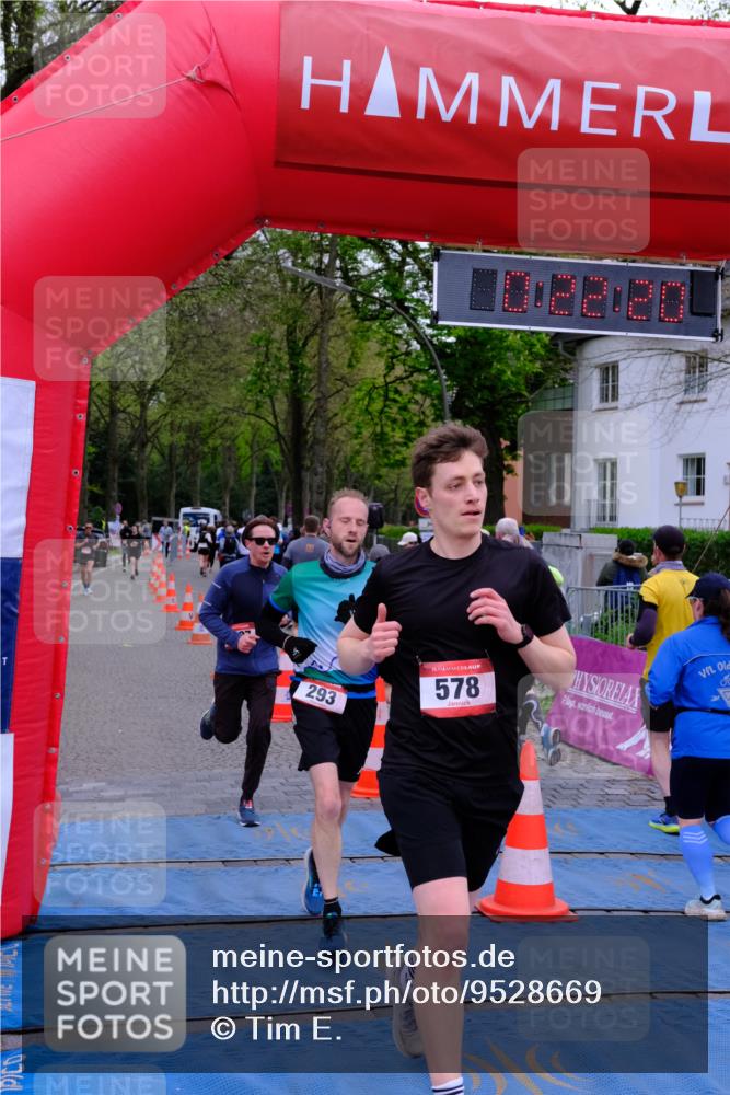 19.04.2026 - Hammer Lauf Tim E. http://msf.ph/oto/9528669 19.04.2026 10:07:28 Ziel 106, 217, 227, 279, 293, 321, 324, 325, 422, 578, 600, 613, 651, 733, 948, 955, 1007, 1009, 1215, 1216, 1623, 1691, 1721, 1776 meine-sportfotos.de