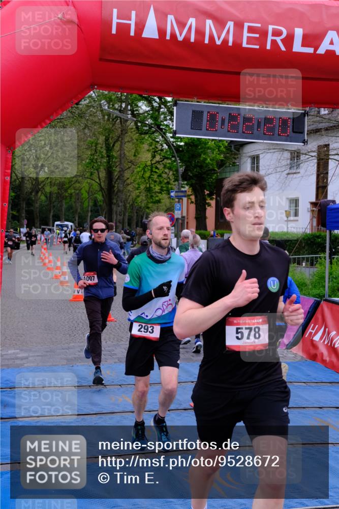 19.04.2026 - Hammer Lauf Tim E. http://msf.ph/oto/9528672 19.04.2026 10:07:29 Ziel 106, 227, 279, 293, 321, 324, 325, 422, 578, 600, 651, 733, 948, 955, 1007, 1009, 1215, 1216, 1623, 1691, 1721 meine-sportfotos.de