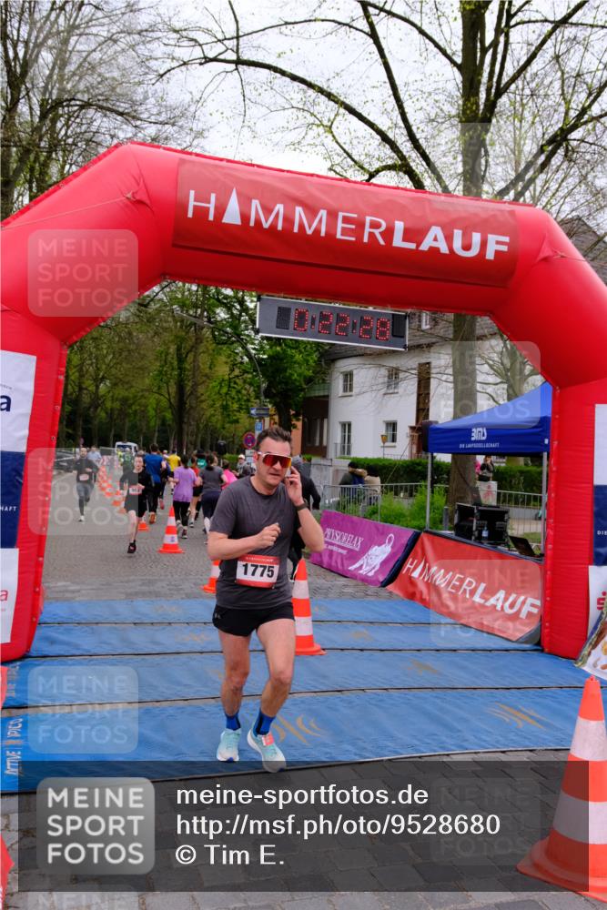 19.04.2026 - Hammer Lauf Tim E. http://msf.ph/oto/9528680 19.04.2026 10:07:37 Ziel 227, 279, 600, 733, 903, 948, 1230, 1357, 1721, 1775, 1793 meine-sportfotos.de