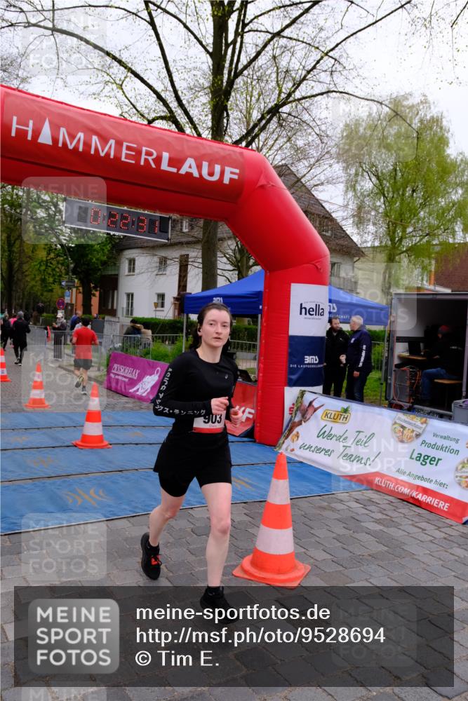 19.04.2026 - Hammer Lauf Tim E. http://msf.ph/oto/9528694 19.04.2026 10:07:40 Ziel 786, 903, 1107, 1230, 1357, 1775, 1793, 1921 meine-sportfotos.de