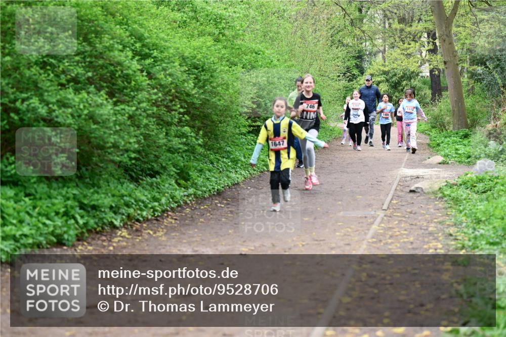 19.04.2026 - Hammer Lauf Dr. Thomas Lammeyer http://msf.ph/oto/9528706 19.04.2026 09:28:36 Laufen 1647, 746, 1381, 1510, 1484 meine-sportfotos.de