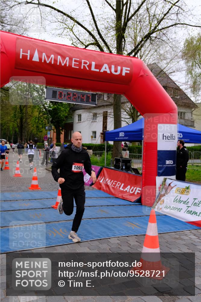 19.04.2026 - Hammer Lauf Tim E. http://msf.ph/oto/9528721 19.04.2026 10:07:56 Ziel 244, 256, 315, 753, 804, 989, 1053, 1093, 1101, 1105, 1234 meine-sportfotos.de