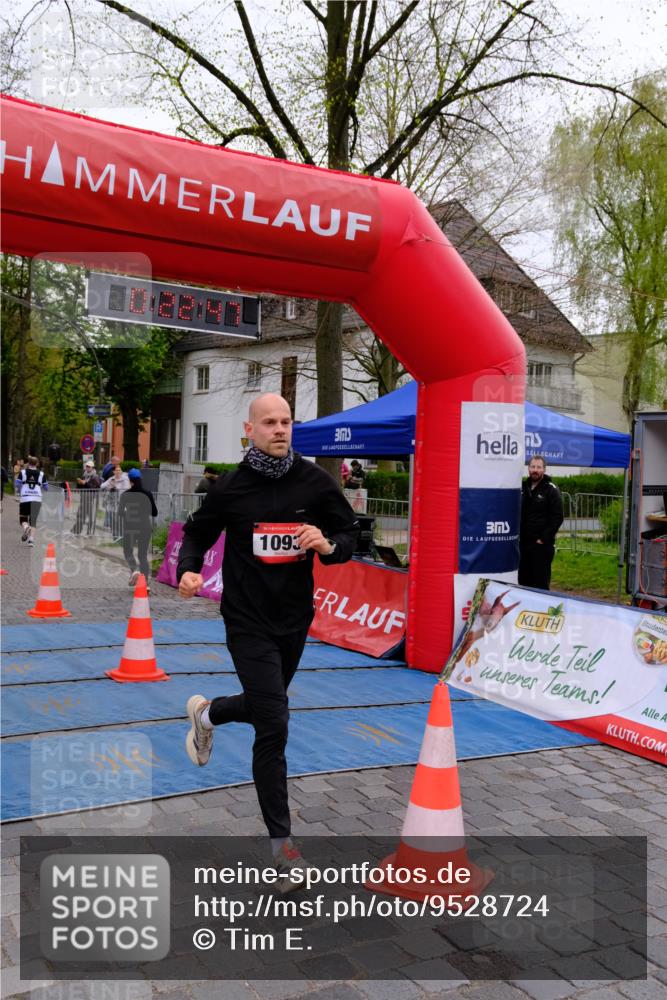 19.04.2026 - Hammer Lauf Tim E. http://msf.ph/oto/9528724 19.04.2026 10:07:56 Ziel 244, 256, 315, 753, 804, 989, 1053, 1093, 1101, 1105, 1234 meine-sportfotos.de