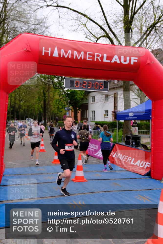 19.04.2026 - Hammer Lauf Tim E. http://msf.ph/oto/9528761 19.04.2026 10:08:14 Ziel 126, 129, 180, 399, 716, 907, 936, 1122, 1559, 1744, 1877, 1902 meine-sportfotos.de