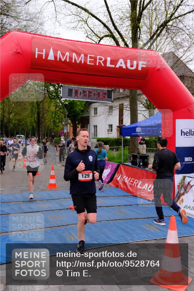19.04.2026 - Hammer Lauf Tim E. http://msf.ph/oto/9528764 19.04.2026 10:08:15 Ziel 126, 129, 180, 399, 716, 907, 936, 1122, 1558, 1559, 1744, 1877, 1902 meine-sportfotos.de