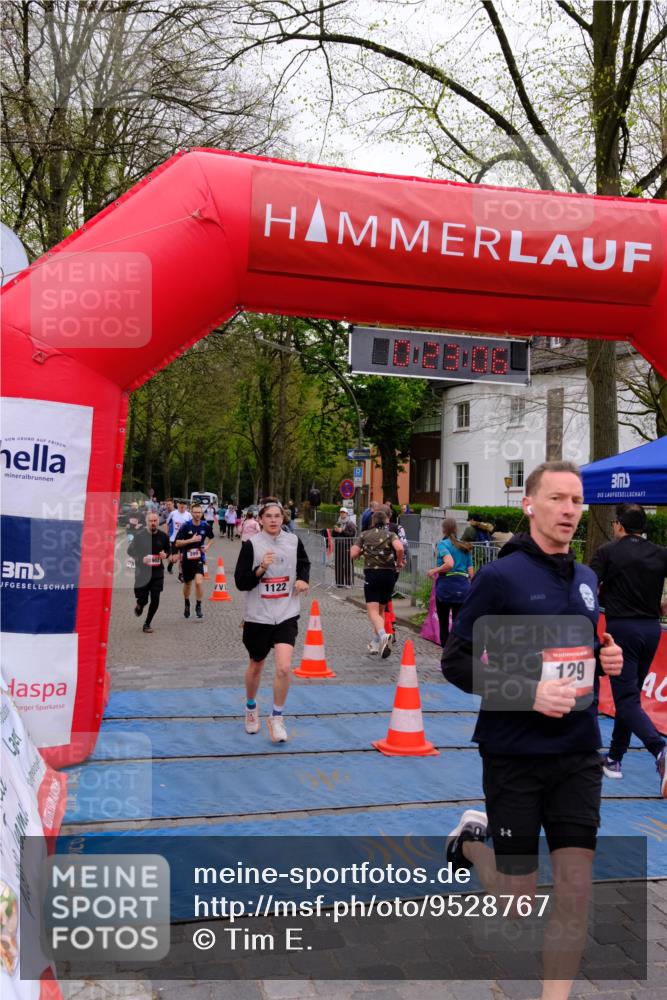 19.04.2026 - Hammer Lauf Tim E. http://msf.ph/oto/9528767 19.04.2026 10:08:15 Ziel 126, 129, 180, 399, 716, 907, 936, 1122, 1558, 1559, 1744, 1877, 1902 meine-sportfotos.de