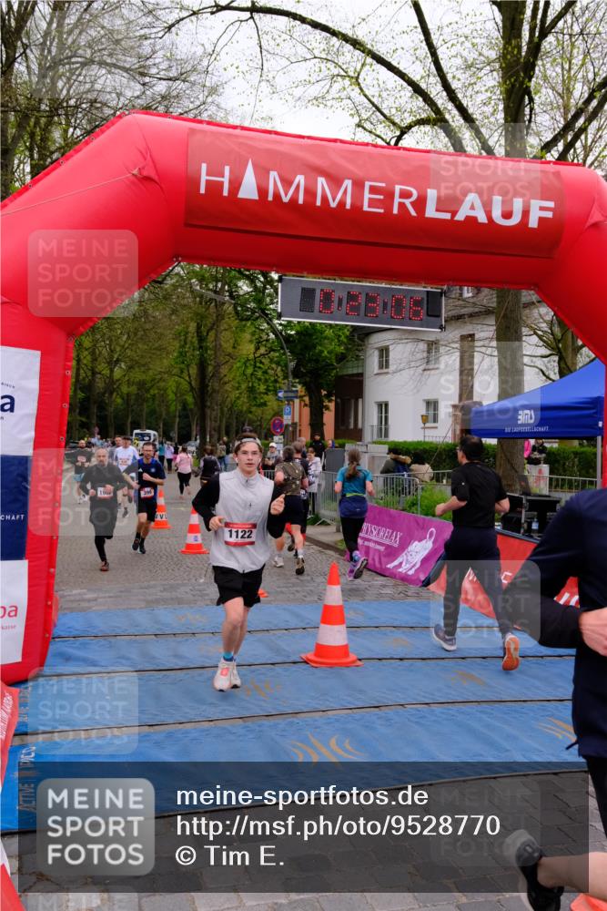 19.04.2026 - Hammer Lauf Tim E. http://msf.ph/oto/9528770 19.04.2026 10:08:15 Ziel 126, 129, 180, 399, 716, 907, 936, 1122, 1558, 1559, 1744, 1877, 1902 meine-sportfotos.de