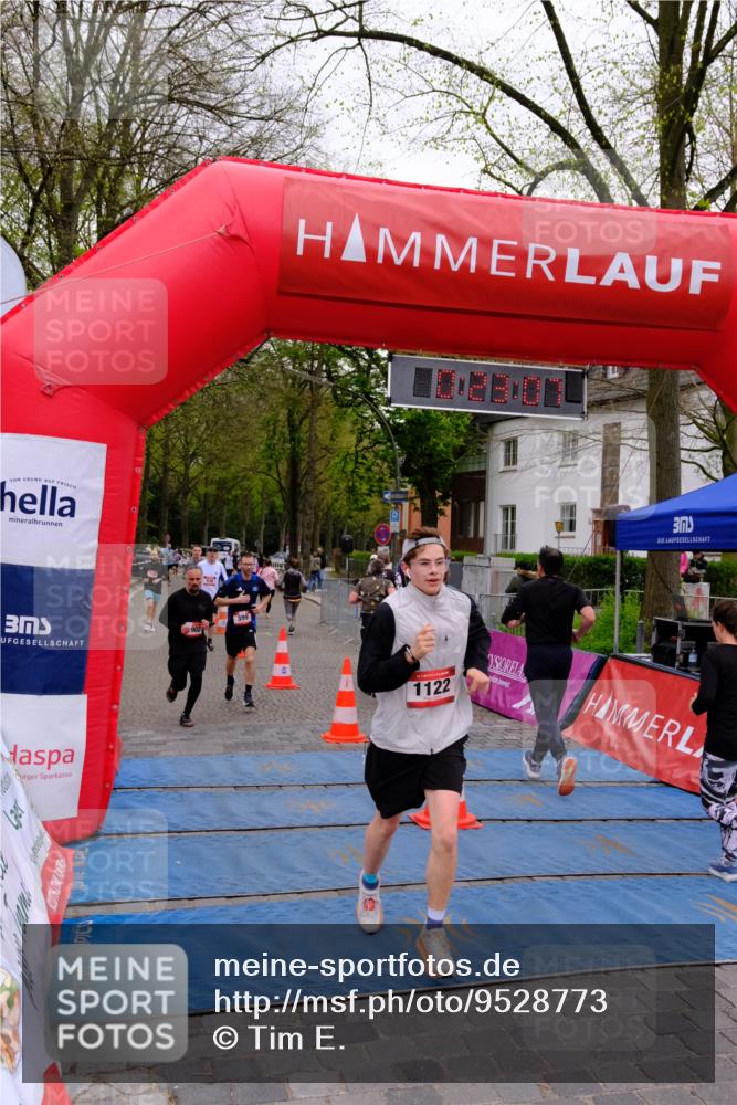 19.04.2026 - Hammer Lauf Tim E. http://msf.ph/oto/9528773 19.04.2026 10:08:16 Ziel 126, 129, 180, 399, 716, 907, 936, 1122, 1558, 1559, 1877, 1902 meine-sportfotos.de