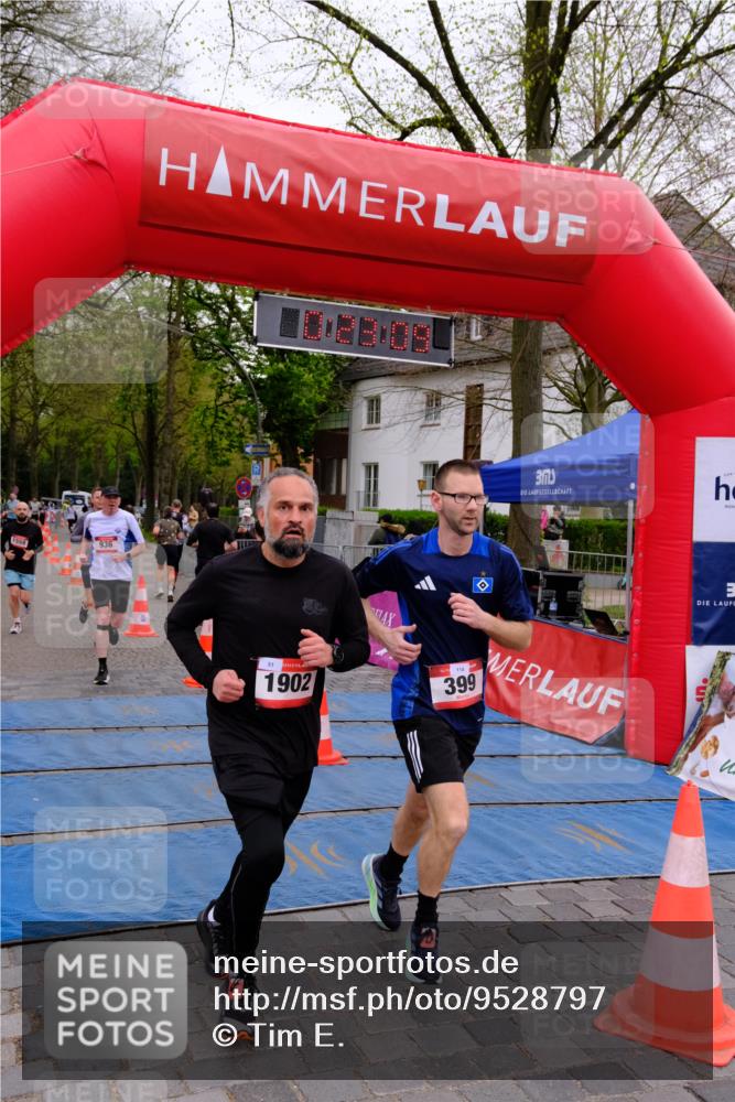 19.04.2026 - Hammer Lauf Tim E. http://msf.ph/oto/9528797 19.04.2026 10:08:18 Ziel 126, 129, 399, 660, 716, 907, 936, 1122, 1558, 1559, 1877, 1902 meine-sportfotos.de