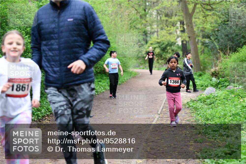19.04.2026 - Hammer Lauf Dr. Thomas Lammeyer http://msf.ph/oto/9528816 19.04.2026 09:28:48 Laufen 1861, 1493, 1366 meine-sportfotos.de