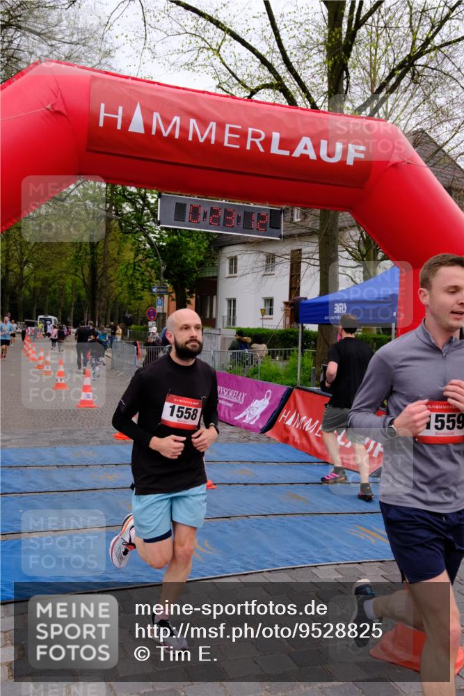 19.04.2026 - Hammer Lauf Tim E. http://msf.ph/oto/9528825 19.04.2026 10:08:21 Ziel 190, 274, 399, 660, 716, 760, 936, 957, 1558, 1559, 1902 meine-sportfotos.de