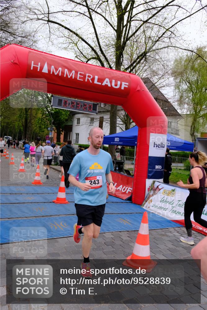 19.04.2026 - Hammer Lauf Tim E. http://msf.ph/oto/9528839 19.04.2026 10:08:28 Ziel 190, 199, 243, 274, 275, 317, 760, 876, 898, 957, 963, 1926 meine-sportfotos.de