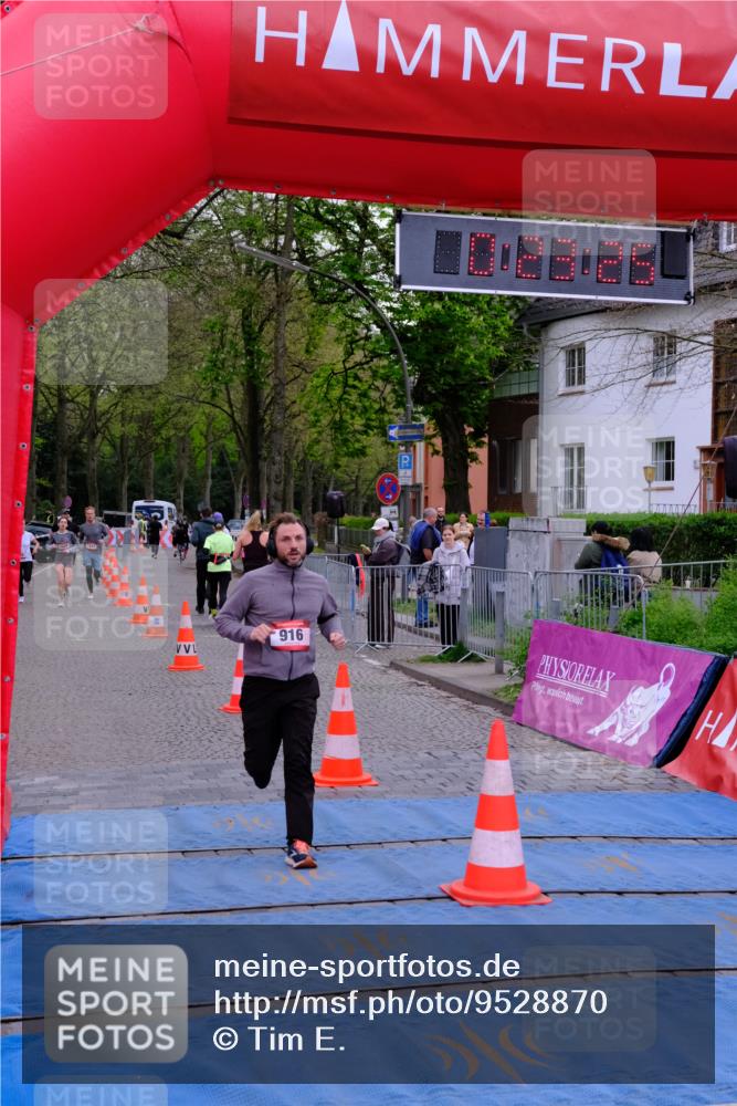 19.04.2026 - Hammer Lauf Tim E. http://msf.ph/oto/9528870 19.04.2026 10:08:34 Ziel 876, 898, 916, 963 meine-sportfotos.de
