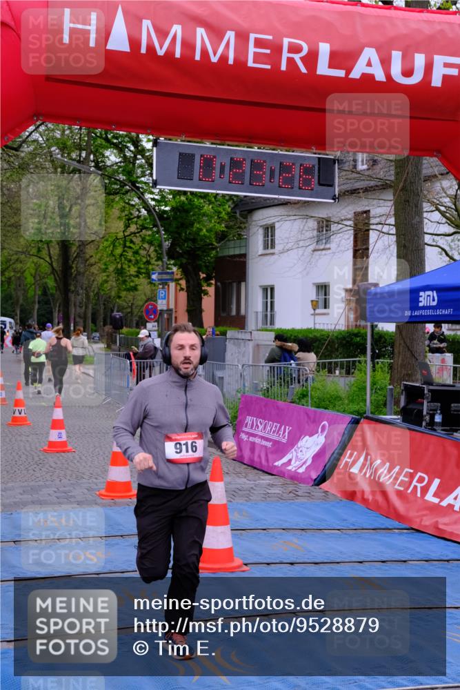 19.04.2026 - Hammer Lauf Tim E. http://msf.ph/oto/9528879 19.04.2026 10:08:35 Ziel 735, 876, 898, 916, 1026, 1917 meine-sportfotos.de
