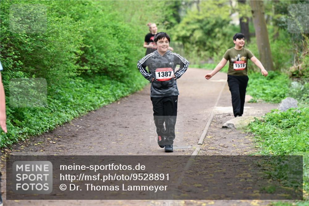 19.04.2026 - Hammer Lauf Dr. Thomas Lammeyer http://msf.ph/oto/9528891 19.04.2026 09:28:57 Laufen 1387, 1516 meine-sportfotos.de
