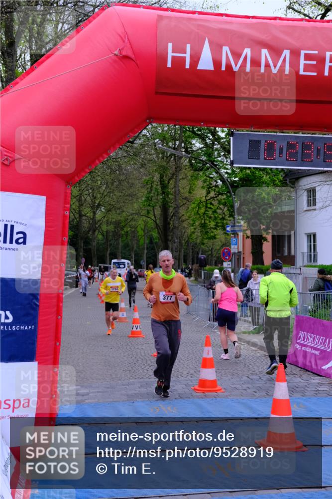 19.04.2026 - Hammer Lauf Tim E. http://msf.ph/oto/9528919 19.04.2026 10:08:59 Ziel 149, 377, 505, 877, 1724 meine-sportfotos.de