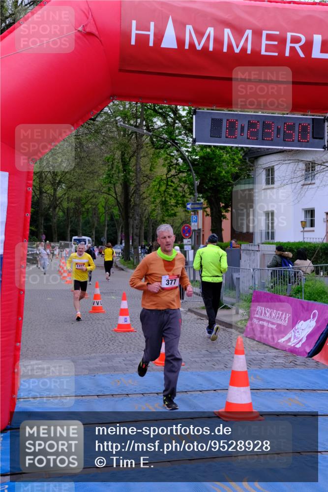 19.04.2026 - Hammer Lauf Tim E. http://msf.ph/oto/9528928 19.04.2026 10:08:59 Ziel 149, 377, 505, 877, 1724 meine-sportfotos.de