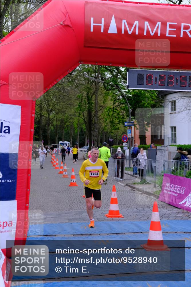 19.04.2026 - Hammer Lauf Tim E. http://msf.ph/oto/9528940 19.04.2026 10:09:01 Ziel 149, 178, 377, 1724 meine-sportfotos.de