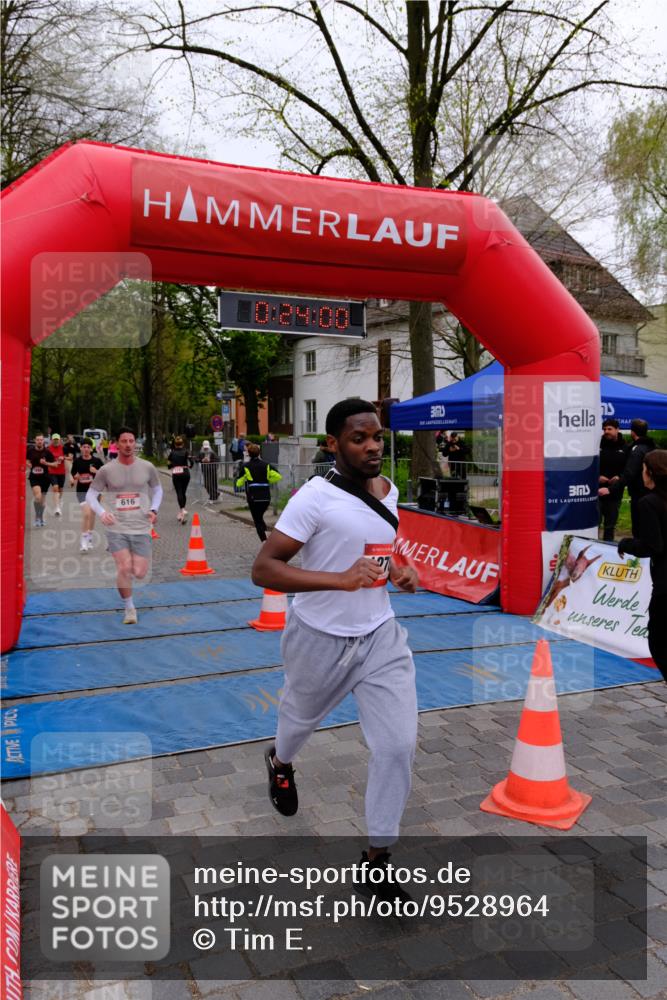 19.04.2026 - Hammer Lauf Tim E. http://msf.ph/oto/9528964 19.04.2026 10:09:09 Ziel 148, 178, 308, 343, 610, 616, 720, 1204, 1276, 1317, 1679, 1798, 1898 meine-sportfotos.de