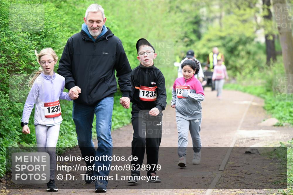 19.04.2026 - Hammer Lauf Dr. Thomas Lammeyer http://msf.ph/oto/9528979 19.04.2026 09:29:41 Laufen 1233, 1232, 137 meine-sportfotos.de