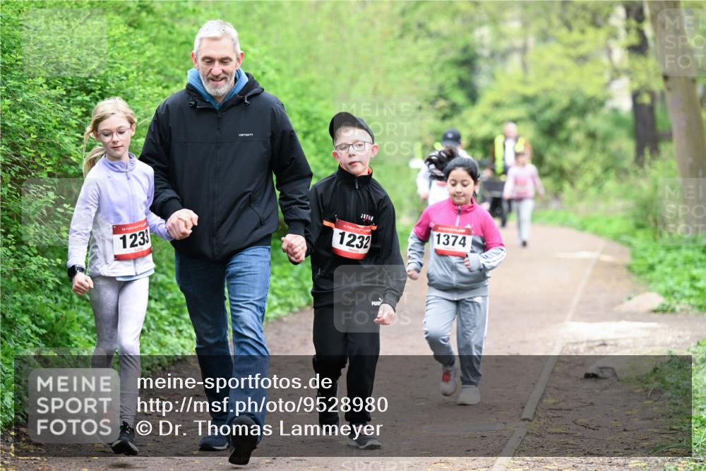 19.04.2026 - Hammer Lauf Dr. Thomas Lammeyer http://msf.ph/oto/9528980 19.04.2026 09:29:41 Laufen 1233, 1232, 1374 meine-sportfotos.de