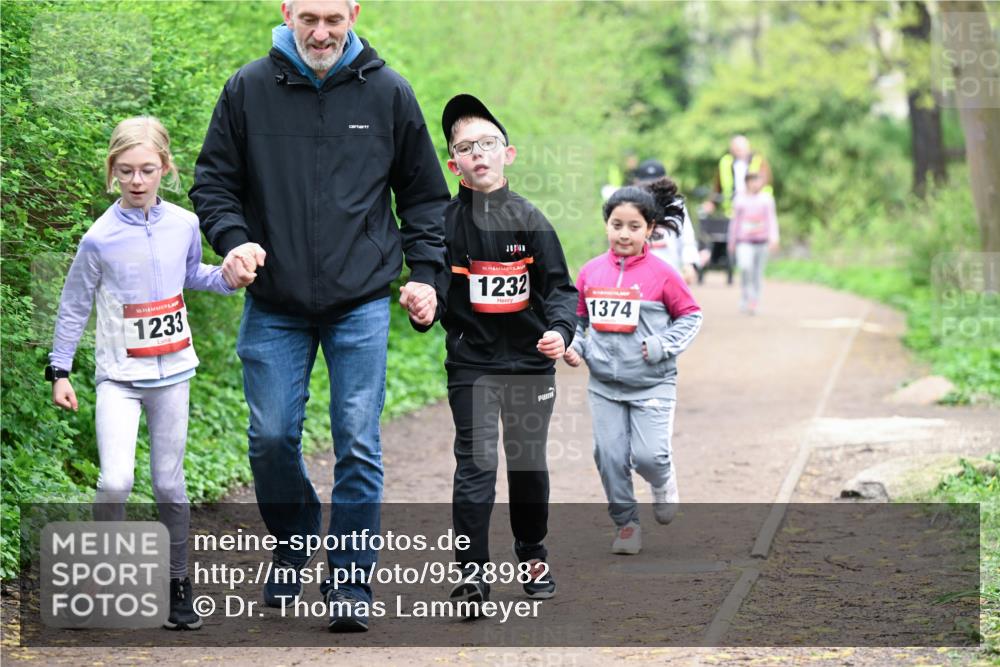 19.04.2026 - Hammer Lauf Dr. Thomas Lammeyer http://msf.ph/oto/9528982 19.04.2026 09:29:41 Laufen 1233, 1232, 1374 meine-sportfotos.de