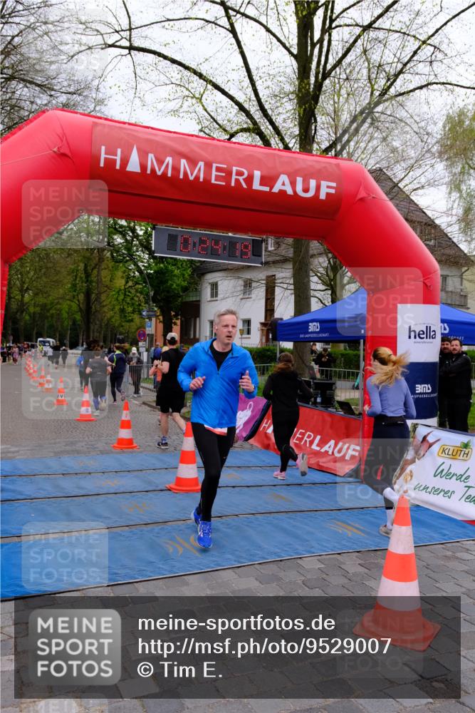 19.04.2026 - Hammer Lauf Tim E. http://msf.ph/oto/9529007 19.04.2026 10:09:28 Ziel 182, 337, 338, 441, 584, 648, 759, 798, 1333, 1654, 1656, 1696, 1783, 1799, 1830 meine-sportfotos.de