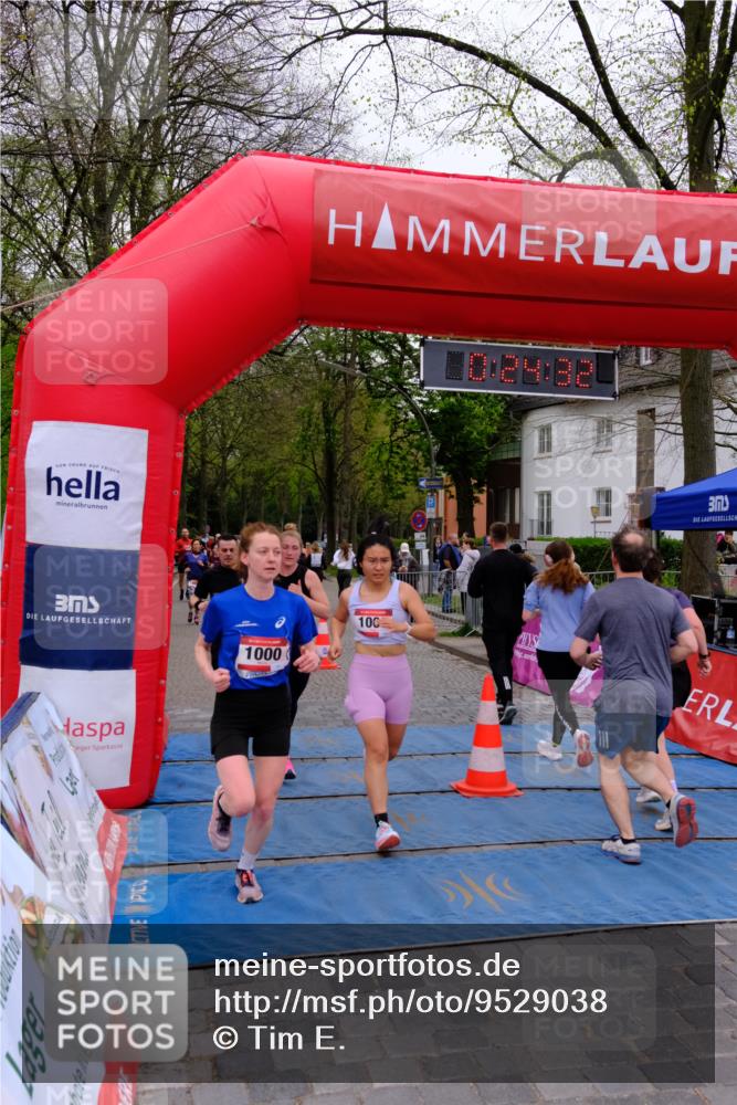 19.04.2026 - Hammer Lauf Tim E. http://msf.ph/oto/9529038 19.04.2026 10:09:41 Ziel 105, 222, 400, 799, 863, 1000, 1001, 1145, 1210, 1211, 1246, 1262, 1266, 1304, 1800 meine-sportfotos.de