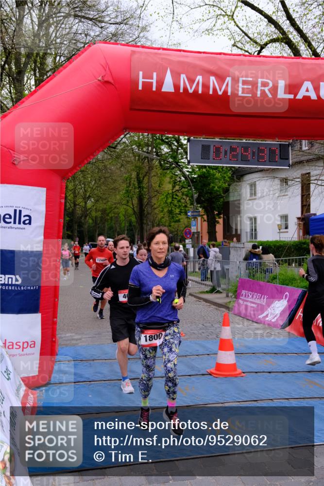 19.04.2026 - Hammer Lauf Tim E. http://msf.ph/oto/9529062 19.04.2026 10:09:45 Ziel 105, 107, 222, 400, 799, 863, 879, 888, 909, 910, 1001, 1142, 1210, 1211, 1246, 1262, 1266, 1304, 1800 meine-sportfotos.de