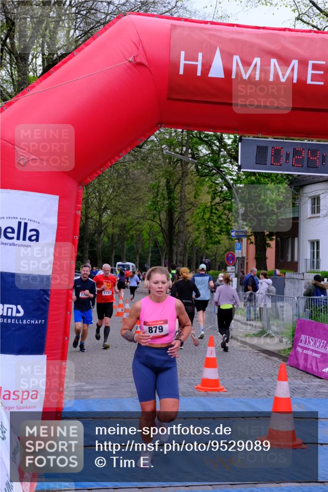19.04.2026 - Hammer Lauf Tim E. http://msf.ph/oto/9529089 19.04.2026 10:09:52 Ziel 107, 672, 871, 879, 888, 909, 910, 1114, 1142, 1298, 1356, 1641, 1692, 1700, 1731 meine-sportfotos.de
