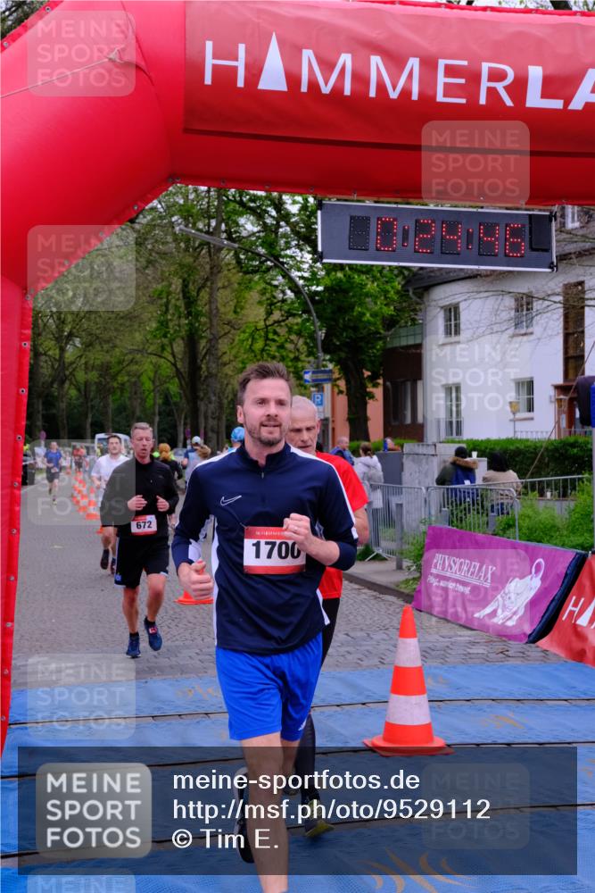 19.04.2026 - Hammer Lauf Tim E. http://msf.ph/oto/9529112 19.04.2026 10:09:55 Ziel 672, 871, 879, 1114, 1298, 1356, 1641, 1692, 1700, 1731 meine-sportfotos.de