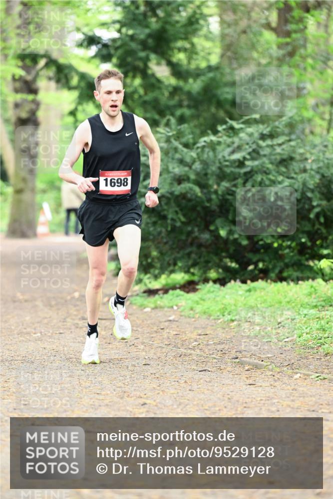 19.04.2026 - Hammer Lauf Dr. Thomas Lammeyer http://msf.ph/oto/9529128 19.04.2026 10:00:47 Laufen 1698 meine-sportfotos.de