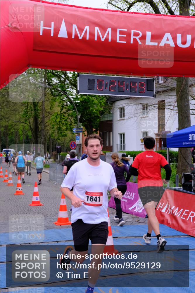 19.04.2026 - Hammer Lauf Tim E. http://msf.ph/oto/9529129 19.04.2026 10:09:58 Ziel 143, 672, 1114, 1298, 1356, 1641, 1700, 1731, 1763 meine-sportfotos.de