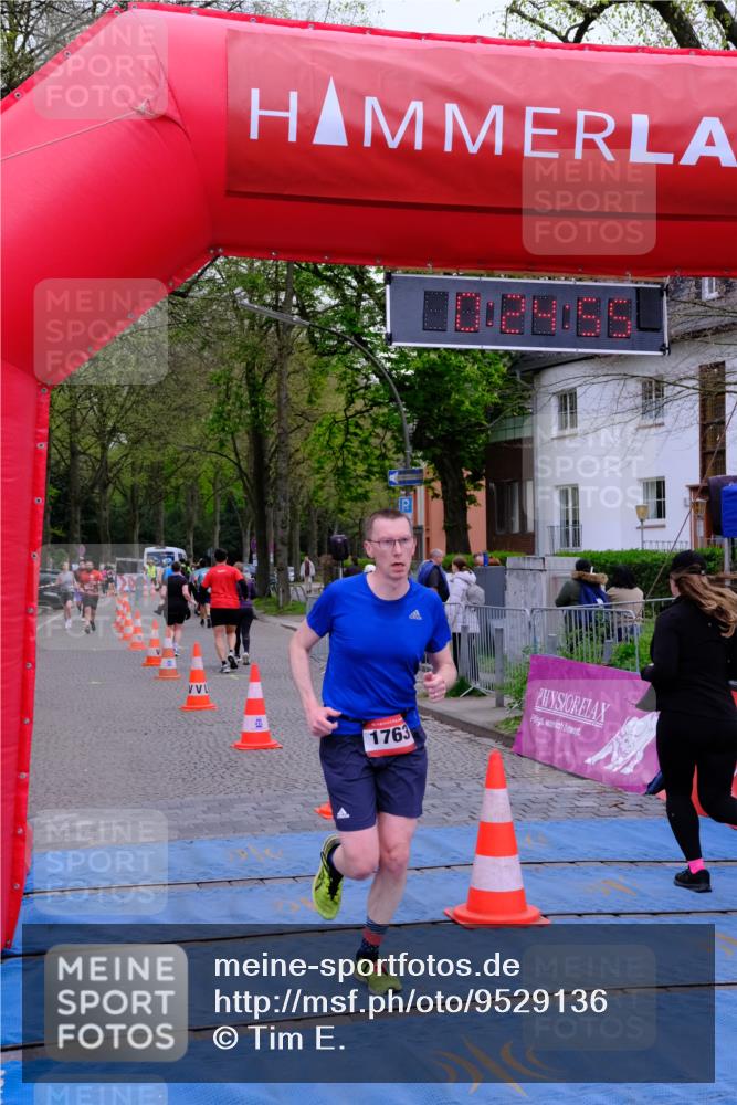 19.04.2026 - Hammer Lauf Tim E. http://msf.ph/oto/9529136 19.04.2026 10:10:04 Ziel 143, 653, 665, 1763, 1850 meine-sportfotos.de